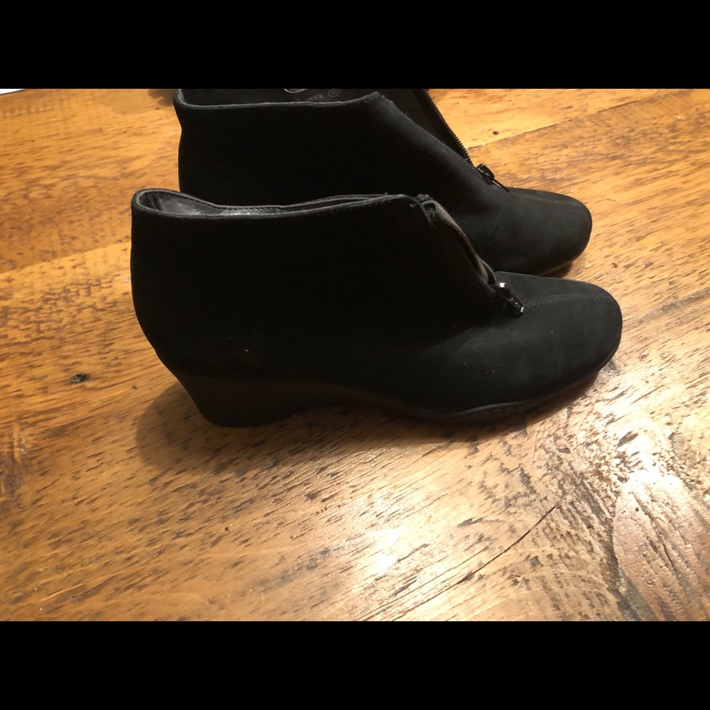 Aerosoles Torista Bootie size 7